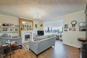 Photo 17- click for photo gallery